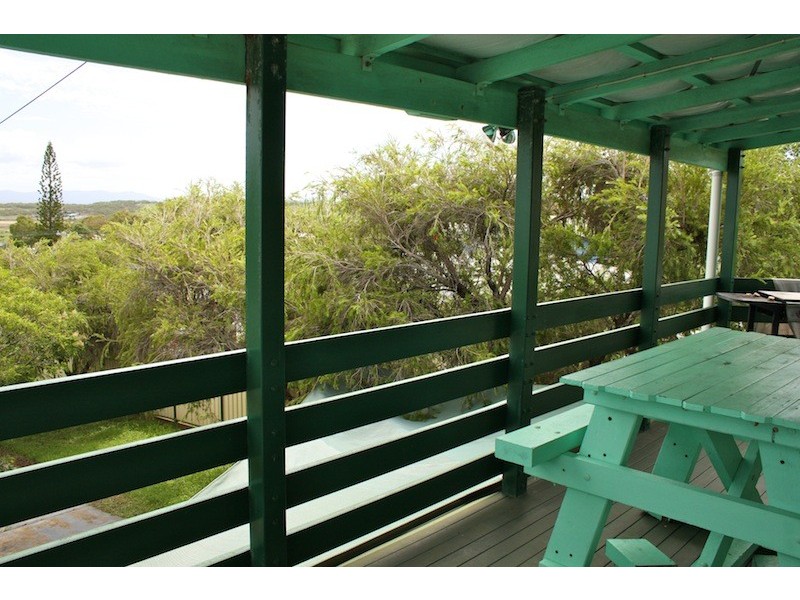 27  Fountain Street, Emu Park QLD 4710