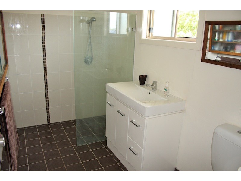 29  Lindsay Street, Emu Park QLD 4710