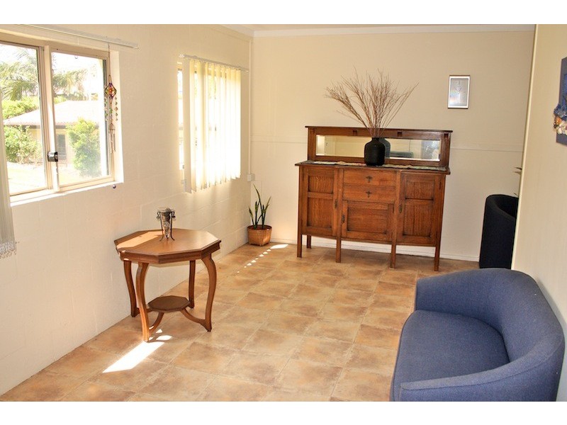 29  Lindsay Street, Emu Park QLD 4710