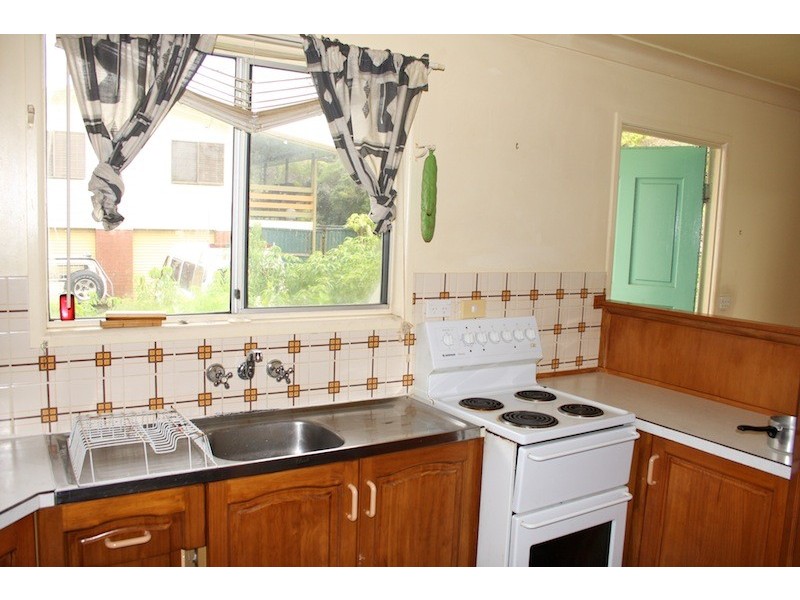 27  Fountain Street, Emu Park QLD 4710