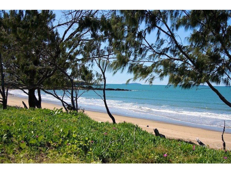 8 Claude Street, Emu Park QLD 4710