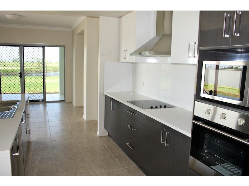 47 Monaco Drive, Emu Park QLD 4710