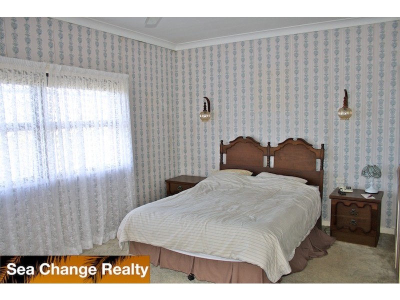 33 Bright Street, Emu Park QLD 4710