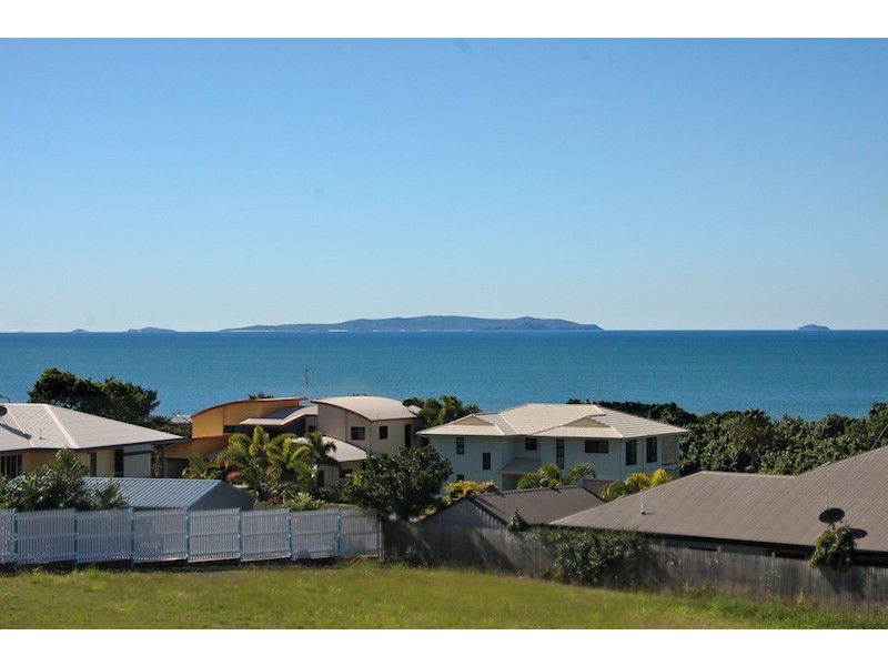 40 Paradise Way, Emu Park QLD 4710