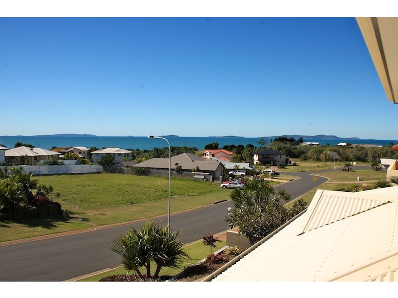 40 Paradise Way, Emu Park QLD 4710
