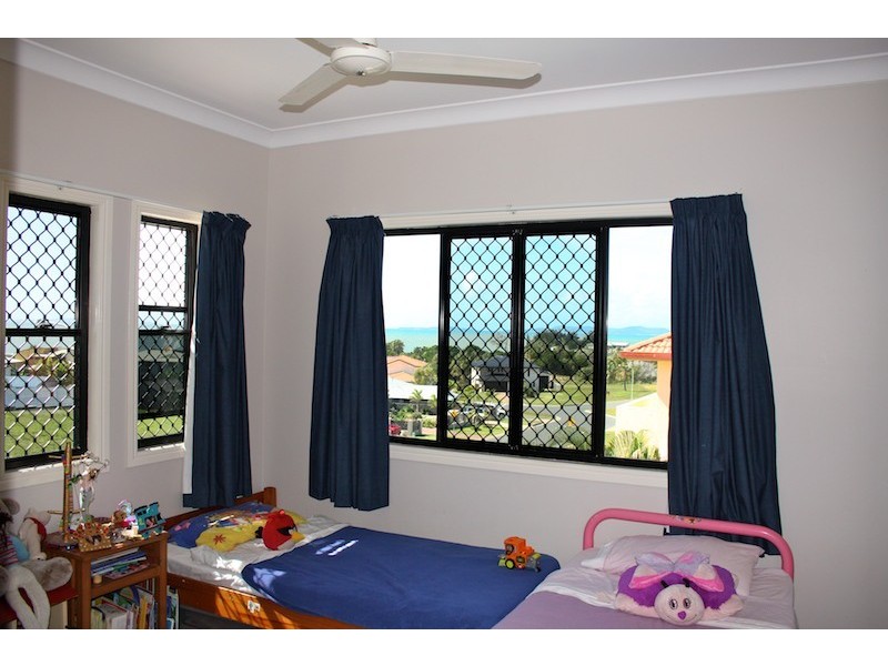 40 Paradise Way, Emu Park QLD 4710