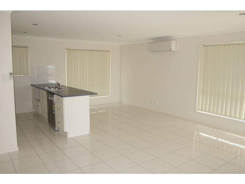 2 The Ridge Way, Emu Park QLD 4710