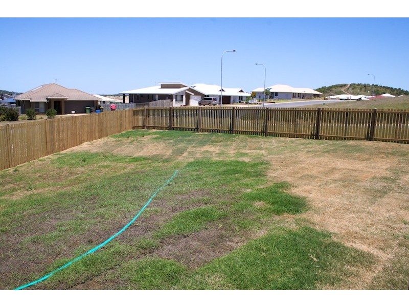 2 The Ridge Way, Emu Park QLD 4710