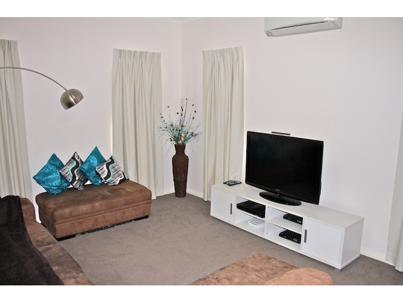 21 Amalfi Drive, Zilzie QLD 4710