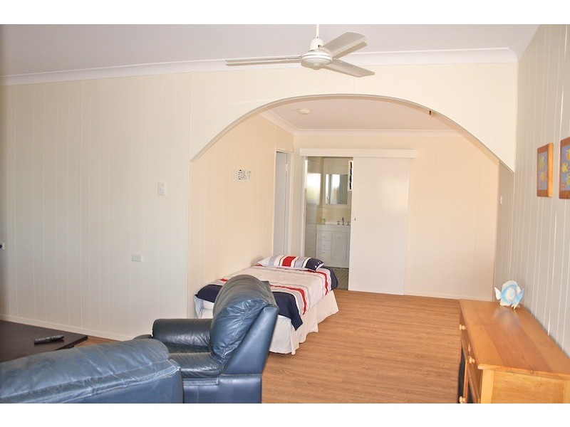 7 McLeod Street, Emu Park QLD 4710