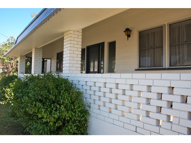 7 McLeod Street, Emu Park QLD 4710