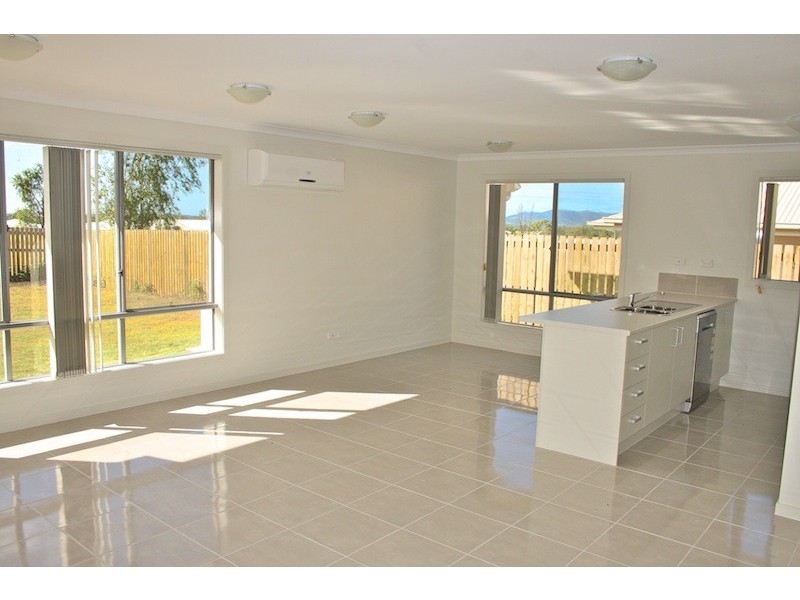 15 Taramoore Road, Gracemere QLD 4702