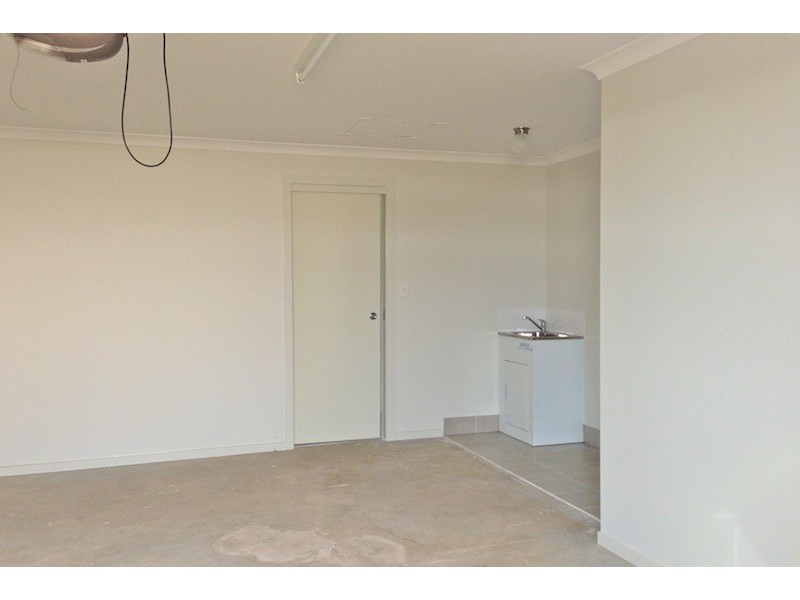 15 Taramoore Road, Gracemere QLD 4702
