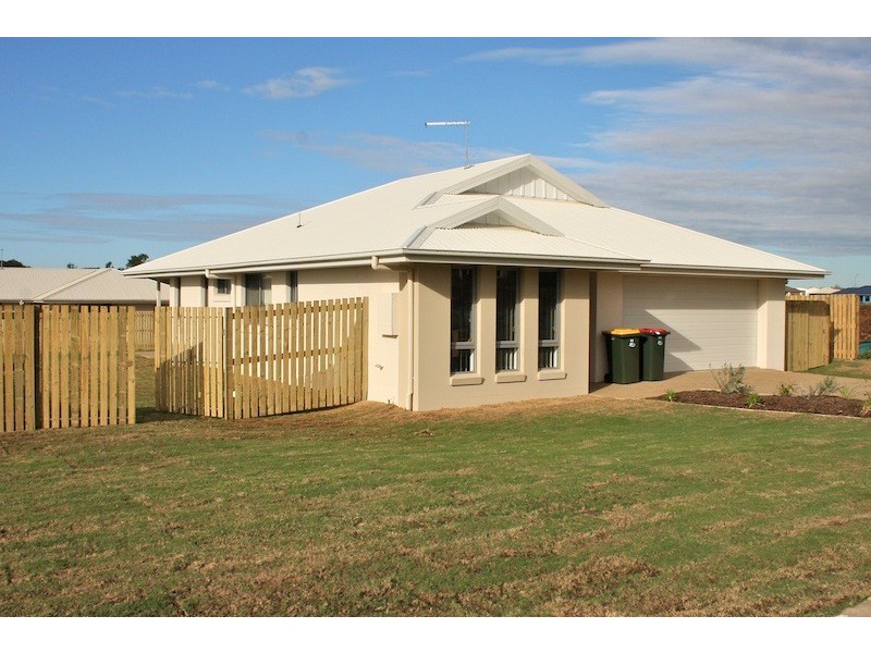 11 Taneille Court, Gracemere QLD 4702