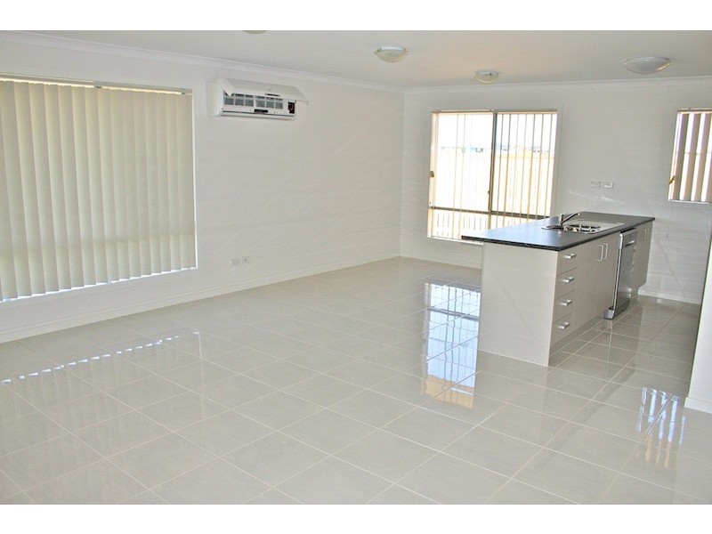 11 Taneille Court, Gracemere QLD 4702