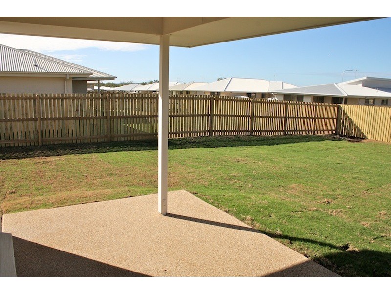11 Taneille Court, Gracemere QLD 4702