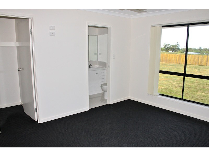 34 Eagle Heights, Emu Park QLD 4710