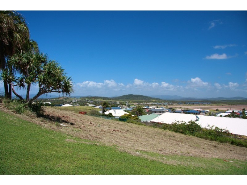 4 Limpet Place, Zilzie QLD 4710