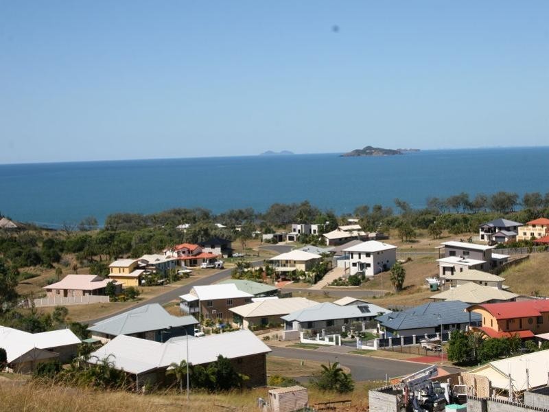 11 Livistonia Crescent, Emu Park QLD 4710