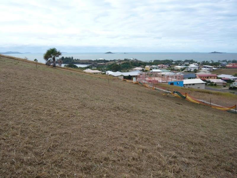 11 Livistonia Crescent, Emu Park QLD 4710