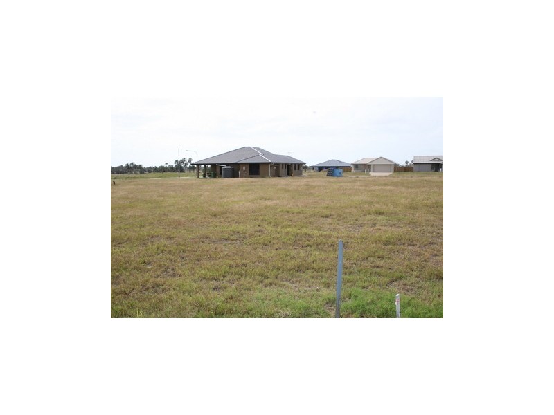 5 & 9 Eagle Heights Road, Zilzie QLD 4710