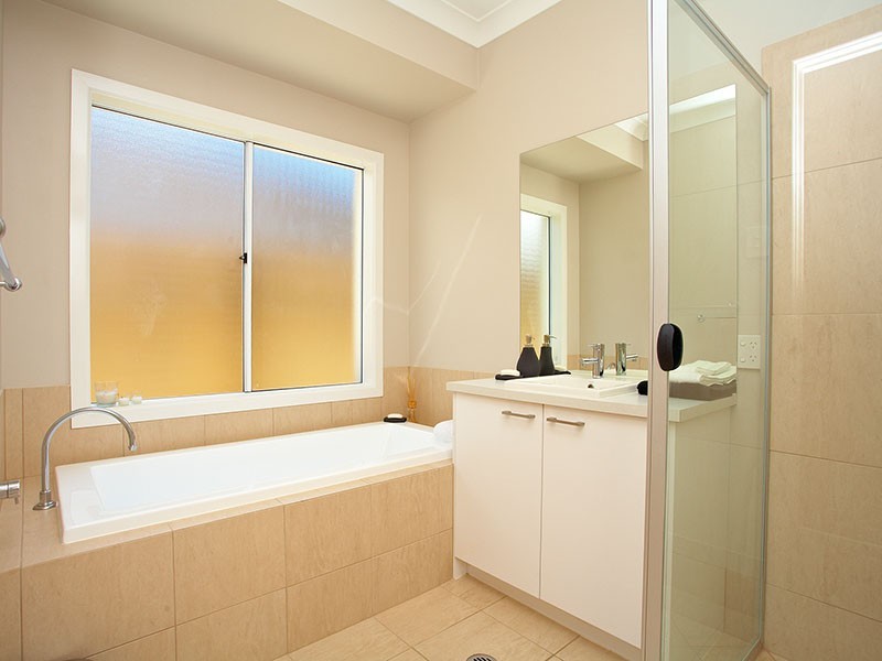 16 Ballesteros Street, North Lakes QLD 4509