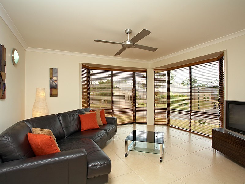 2 Jaeger Court, Mango Hill QLD 4509