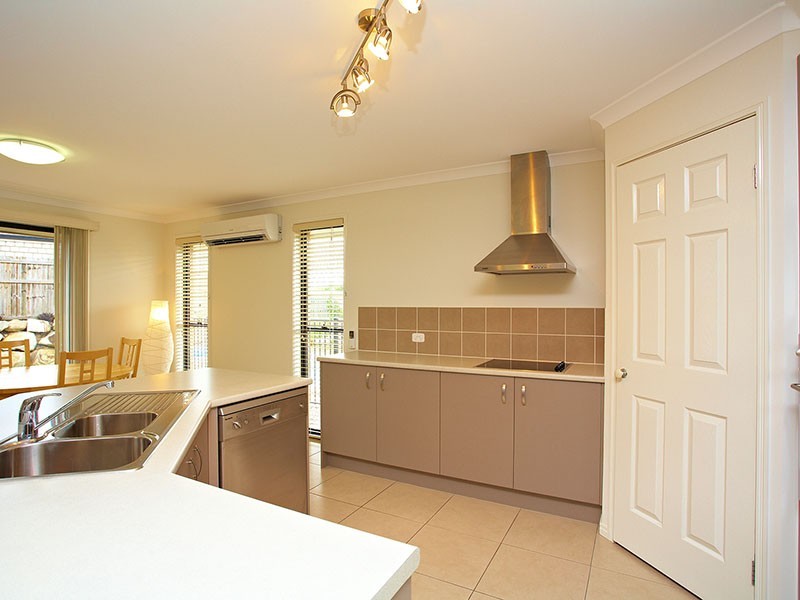 2 Jaeger Court, Mango Hill QLD 4509