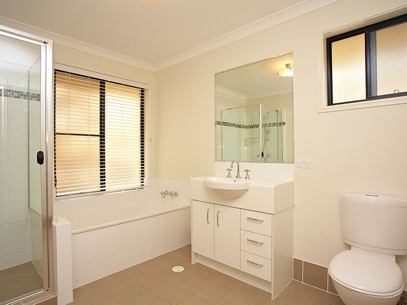 2 Jaeger Court, Mango Hill QLD 4509
