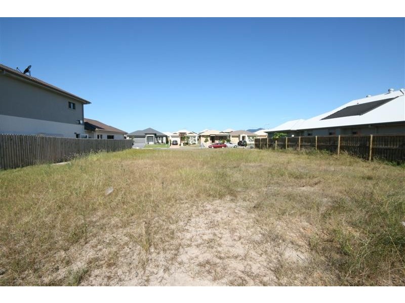 8 Silkyoak Court, North Lakes QLD 4509