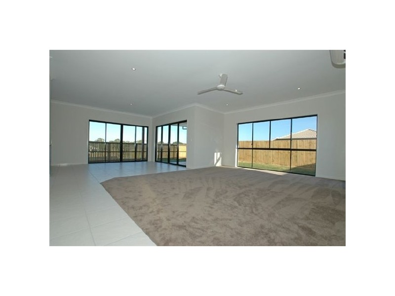 6  Kennedia Court, North Lakes QLD 4509