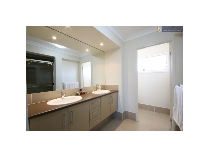 12 Silkpod Court, North Lakes QLD 4509