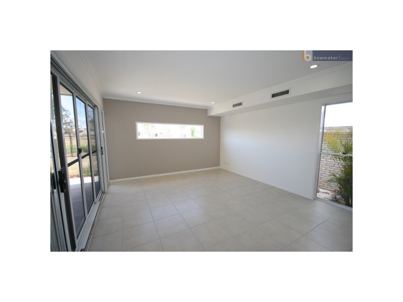 10  Franklin Street, North Lakes QLD 4509