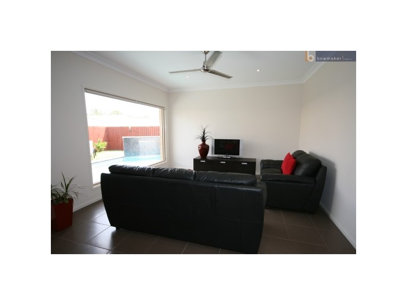 16 Backhousia Court, North Lakes QLD 4509