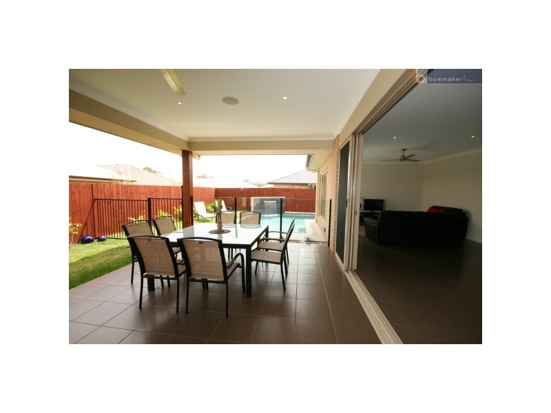 16 Backhousia Court, North Lakes QLD 4509