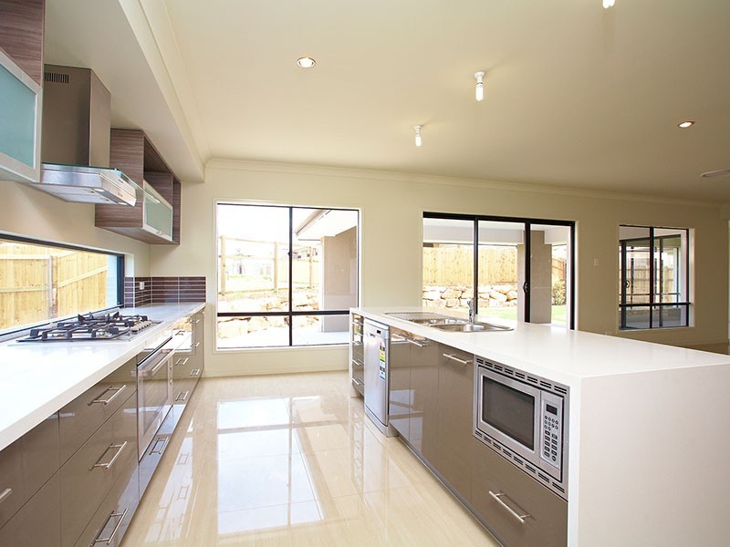9  Klien Circuit, North Lakes QLD 4509