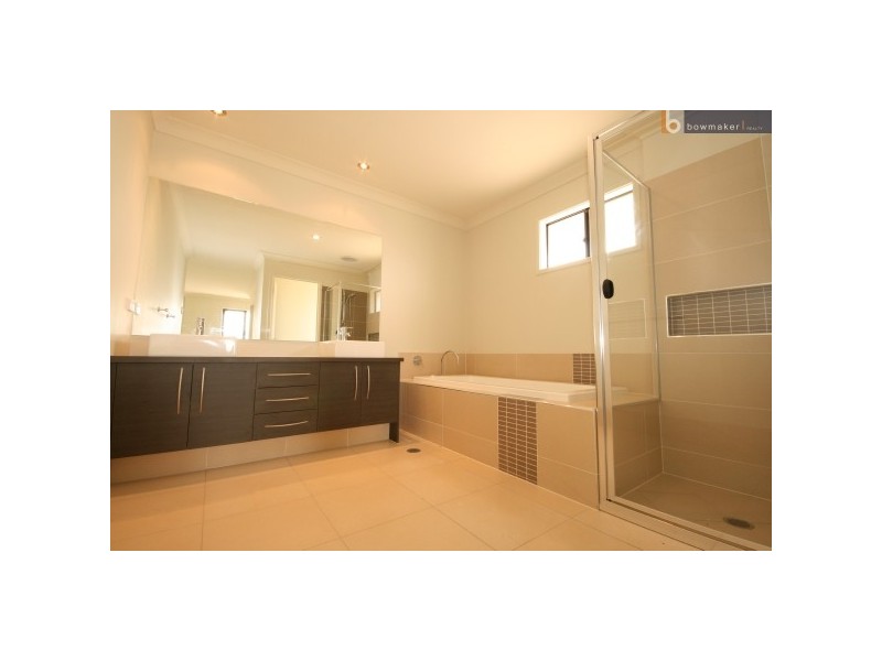 9  Klien Circuit, North Lakes QLD 4509