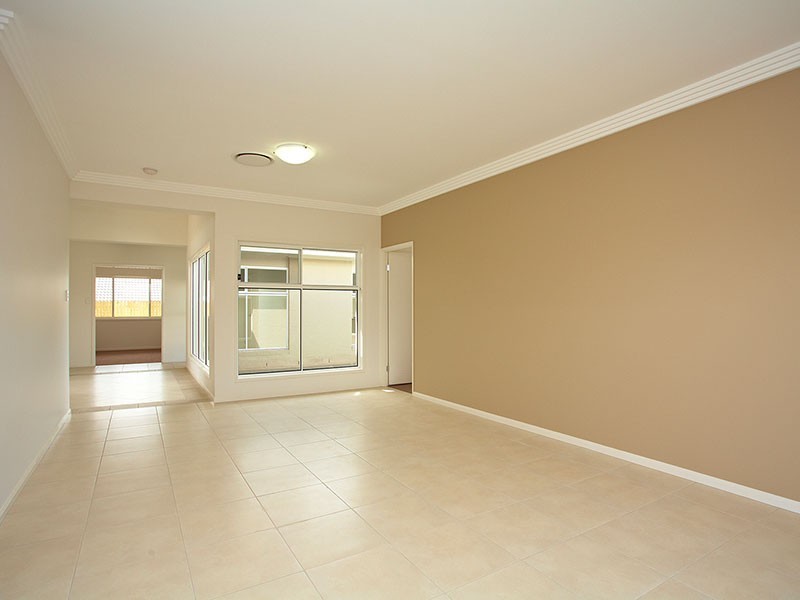 16 Warabi Crescent, North Lakes QLD 4509