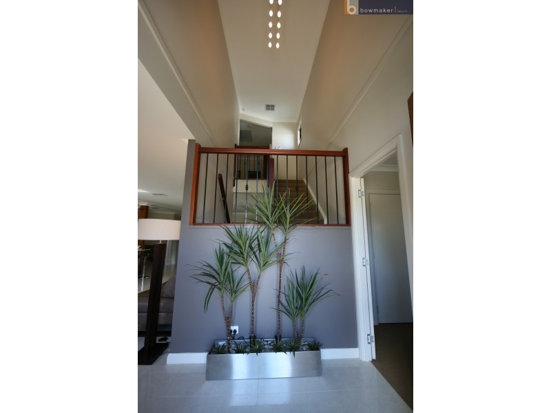 1  Cascade Court, Murrumba Downs QLD 4503