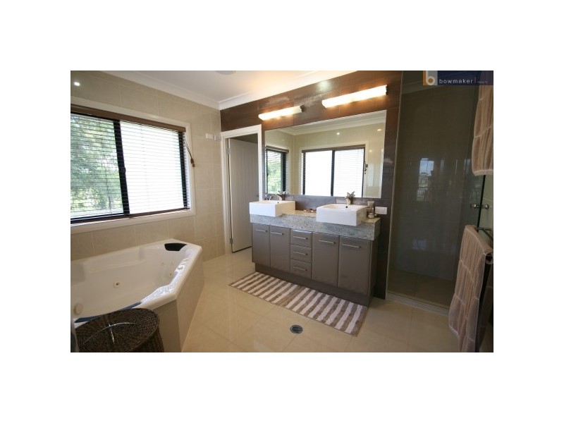 1  Cascade Court, Murrumba Downs QLD 4503