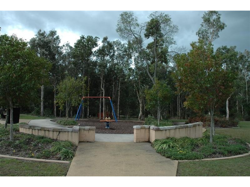 8 Peron Crescent, North Lakes QLD 4509