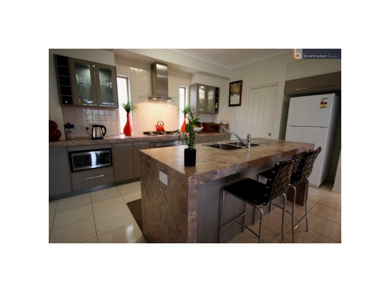 1 Armour Close, North Lakes QLD 4509