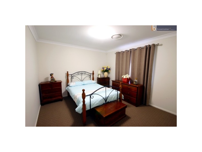 1 Armour Close, North Lakes QLD 4509