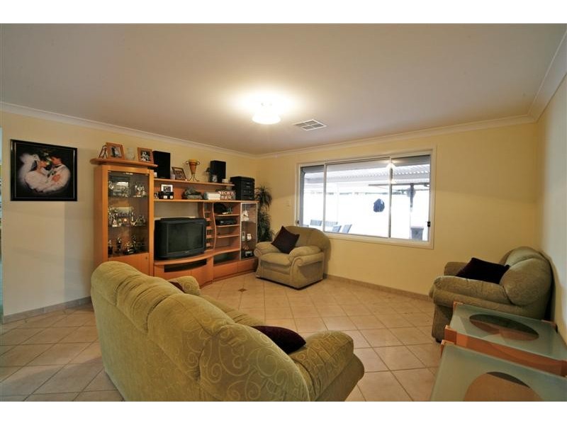 3 Bransby Place, Mount Annan NSW 2567