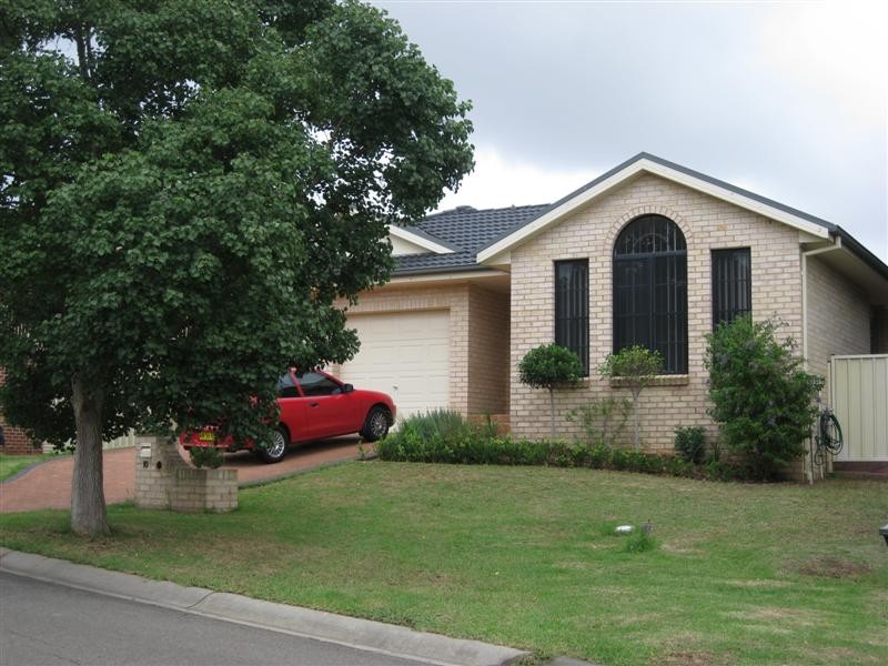 10 Ephraim Howe Place, Narellan Vale NSW 2567