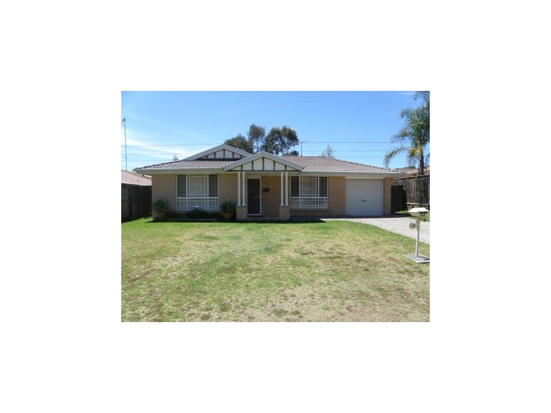 14 Steamer Place, Currans Hill NSW 2567