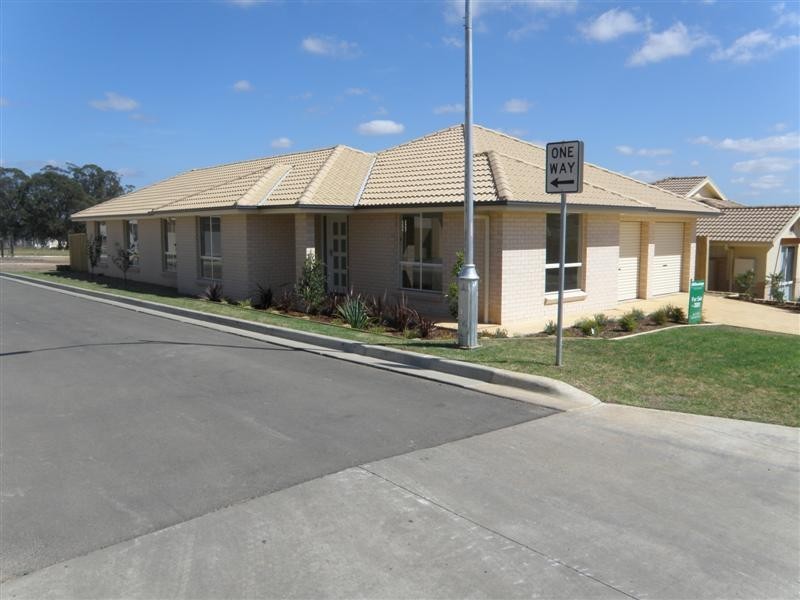 Elderslie NSW 2570
