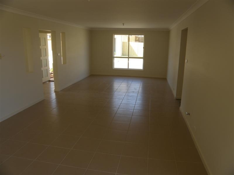 Elderslie NSW 2570
