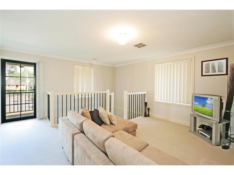 8/60 Old Hume Highway, Camden NSW 2570