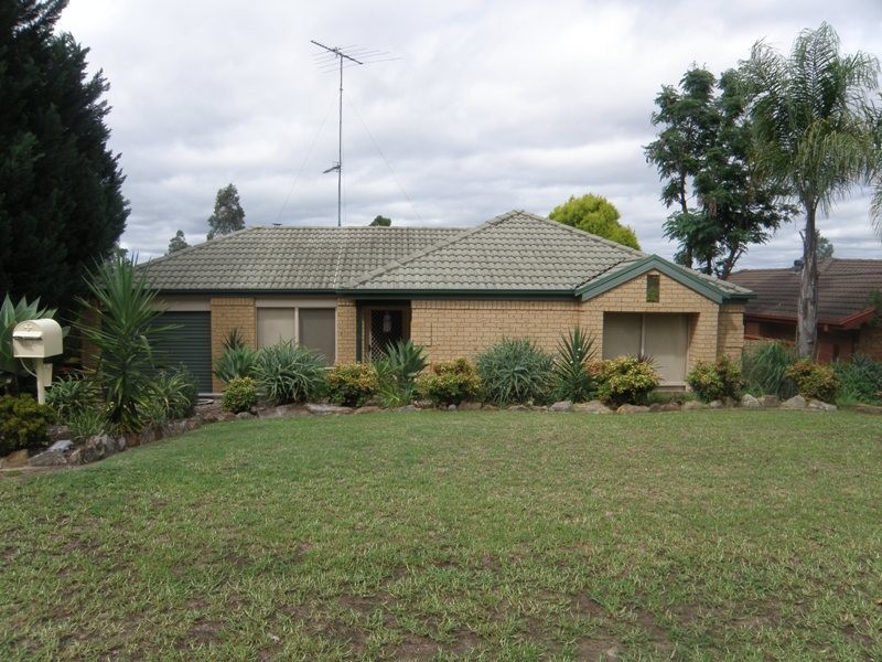 11 Thomas Way, Currans Hill NSW 2567